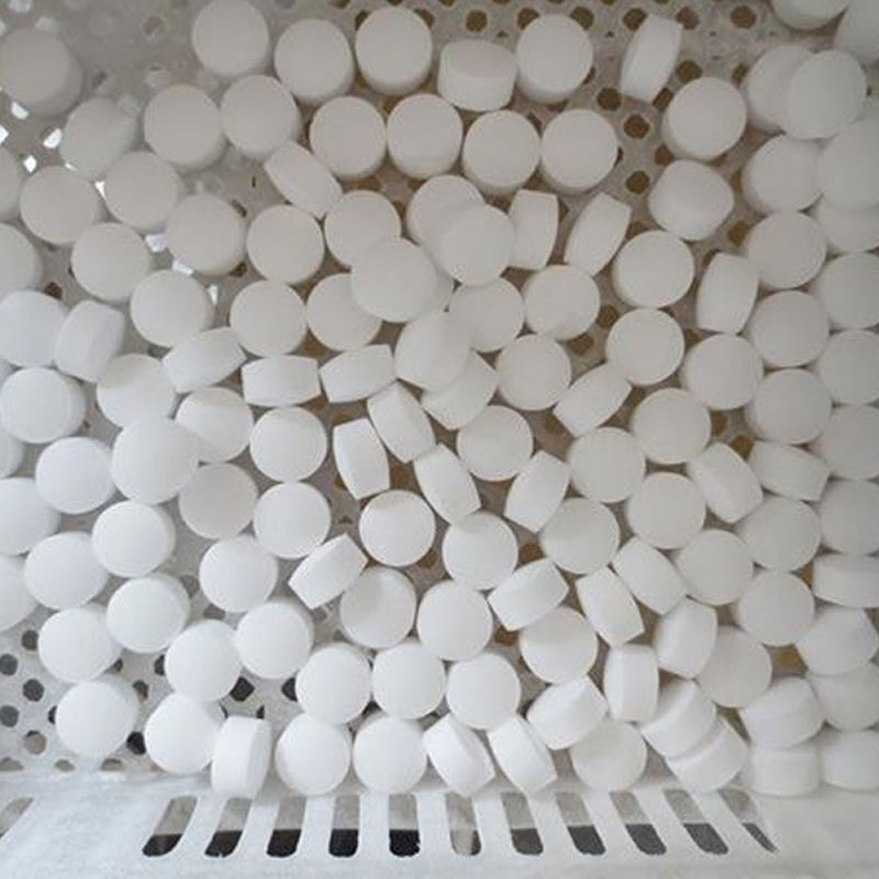 نمک کو نرم کرنے کے استعمال اور خصوصیات کی گنجائش کیا ہے؟